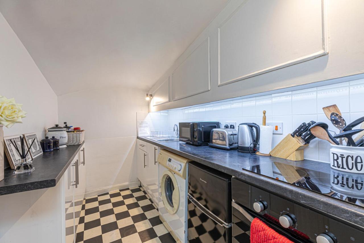 Joivy Attractive 2Br Flat In Little Venice, Maida Vale Leilighet London Eksteriør bilde